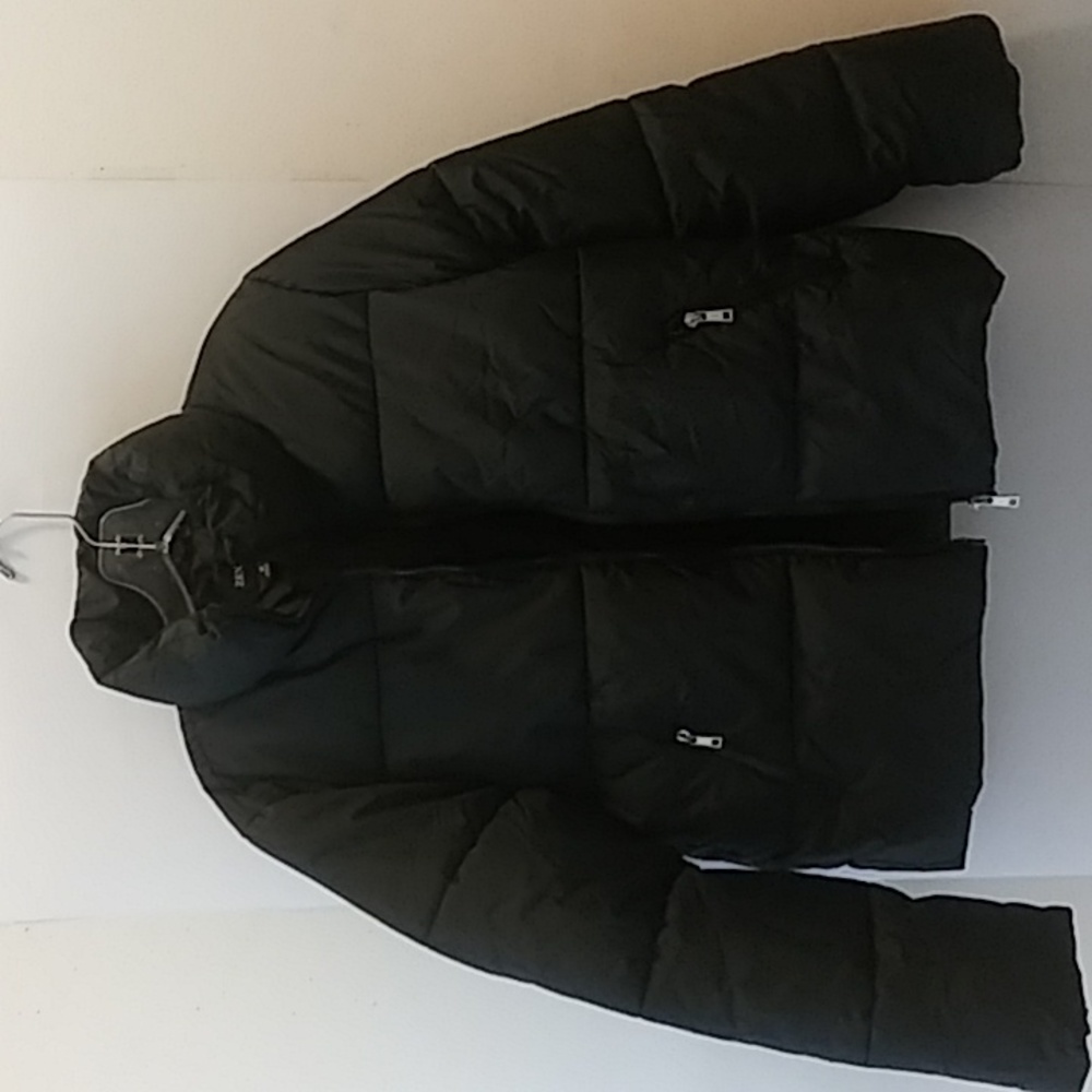 NWOT Zenana Women's Winter Puffer Jacket. - Picture 3 of 3
